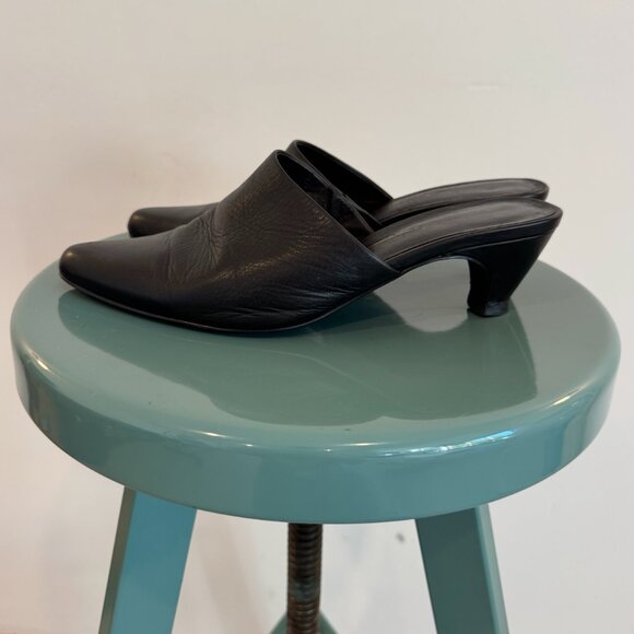 Intentionally Blank Perf Lo Mules in Black - Size 8 - Picture 4 of 10